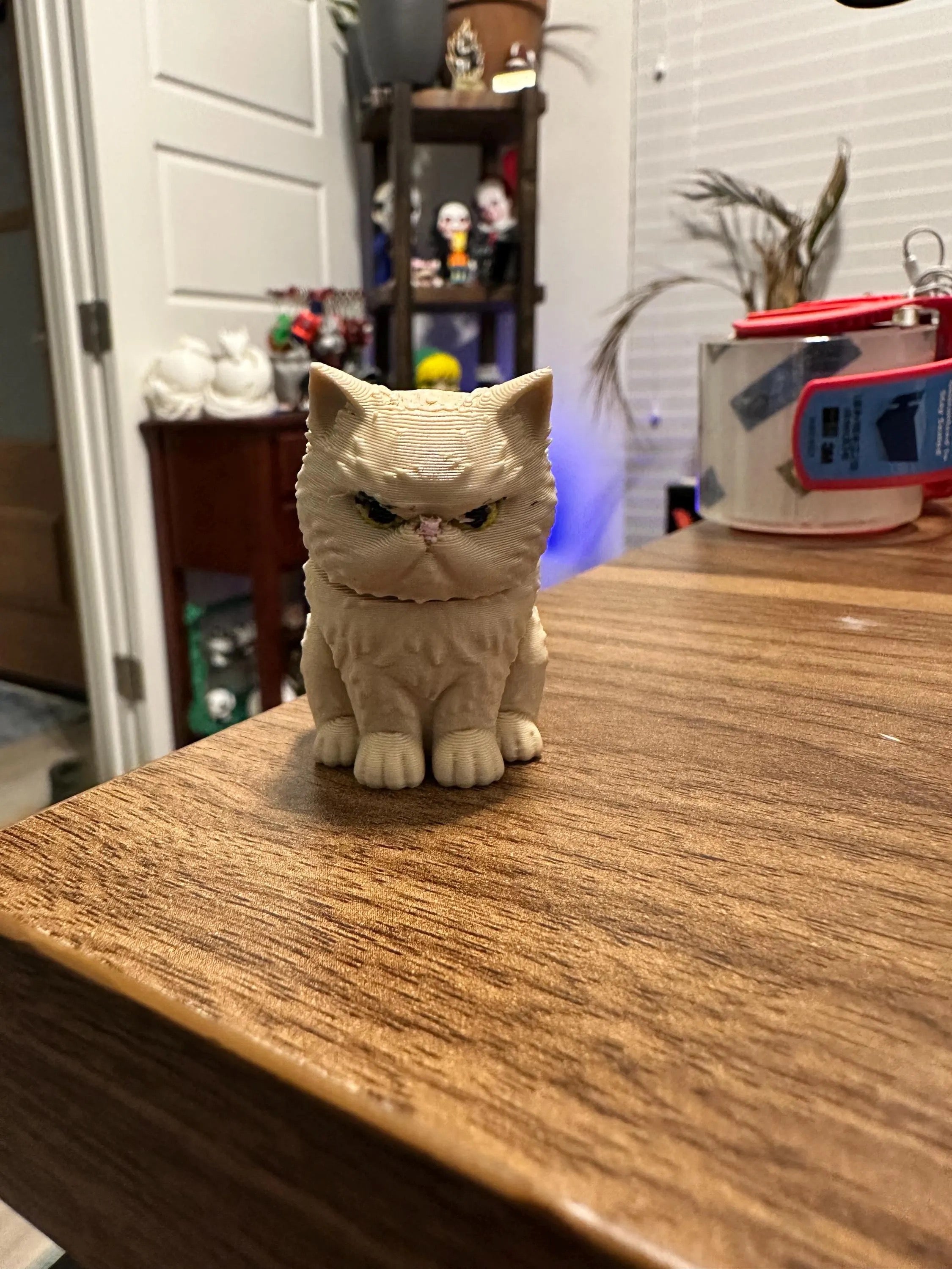 3D Printed Capsule Cat Keychain | Kawaii Angry Cat Collectible | Cute Desk Buddy Figure | Designer Style Mini Cat Gift