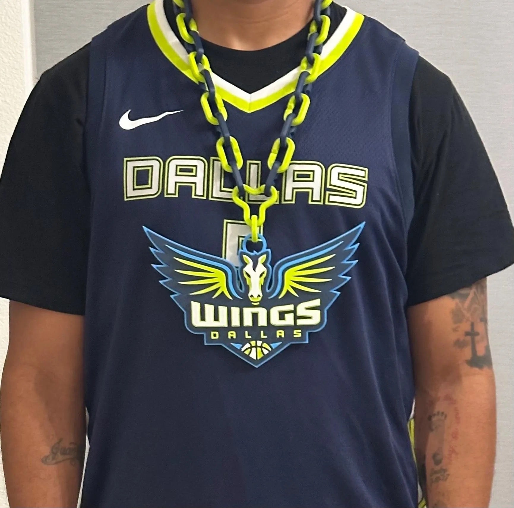Oversized Dallas Winged Horse Fan Chain | 3D Printed Game Day Hype